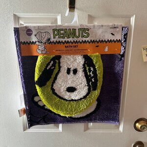 Halloween Peanuts Gang Snoopy Skeleton Contour Rug & Toilet Lid Cover Bath Set